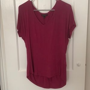 Banana republic burgundy T-shirt